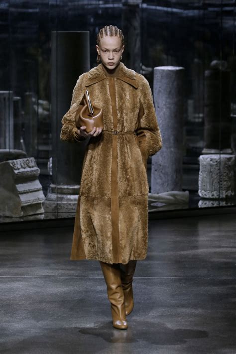 fendi fall 21|fendi dresses fall 2021.